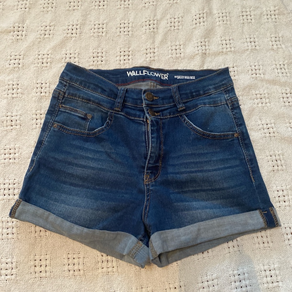 Wallflower Women's Denim Blue Jean Shorts